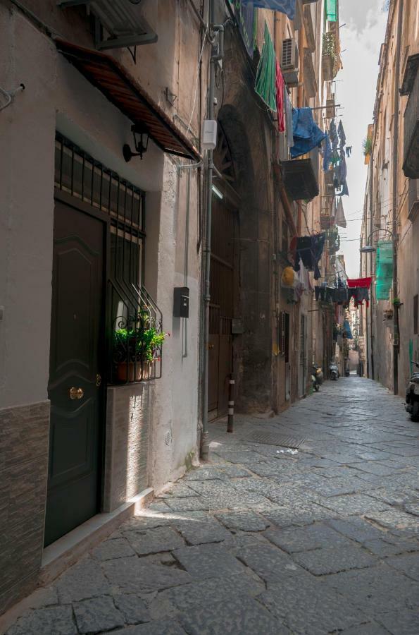 Vecchia Napoli Apt- Typical House In The Center Villa Exterior foto